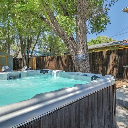 Vila The Vibrant Victorian Hot Tub & Fire Pit In Occ Colorado Springs Exteriér fotografie