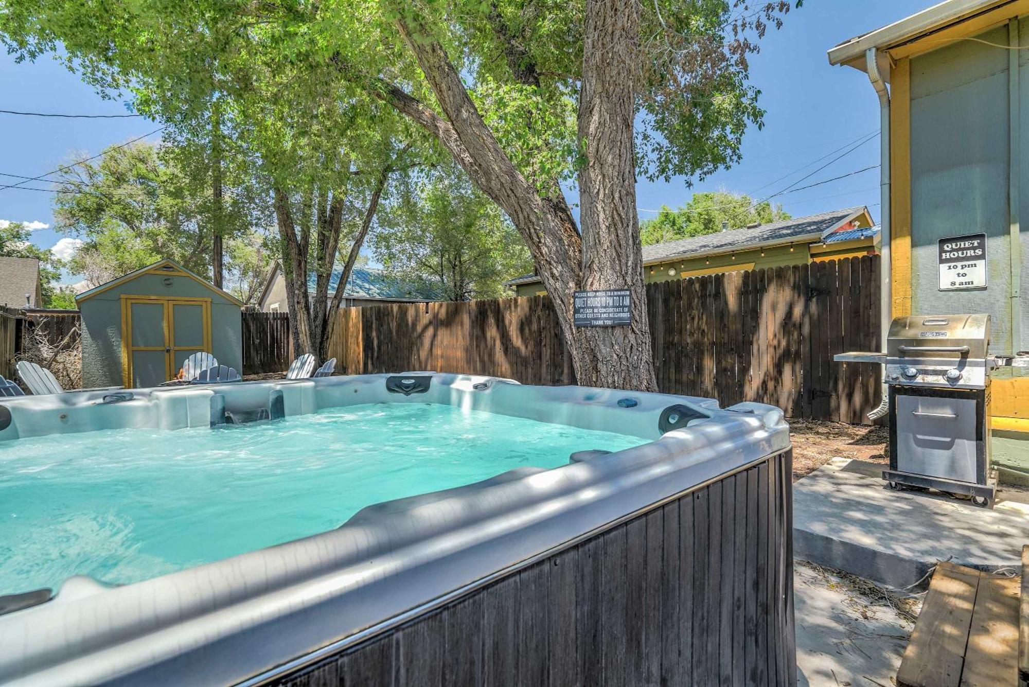 Vila The Vibrant Victorian Hot Tub & Fire Pit In Occ Colorado Springs Exteriér fotografie